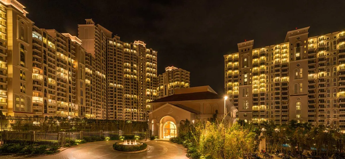 DLF Ultima