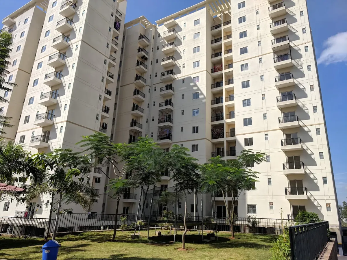 DLF Woodland Heights